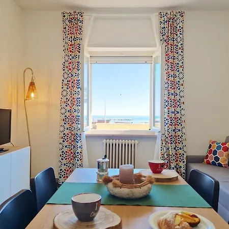 Sea Front 6 Seats Wi-fi Ac Park Daire Porto SantʼElpidio