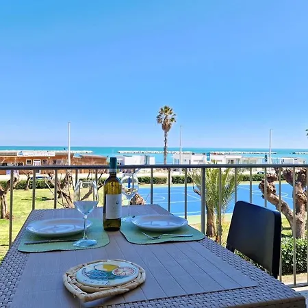 Sea Front 6 Seats Wi-fi Ac Park Apartment
